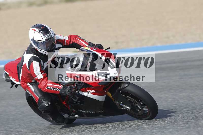 /Archiv-2024/02 29.01.-02.02.2024 Moto Center Thun Jerez/Gruppe gruen-green/40